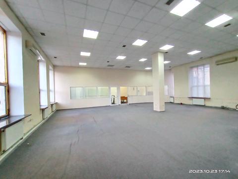 коммерческая по адресу Довженко ул., 4