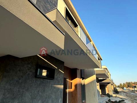 будинок за адресою Дзеркальна