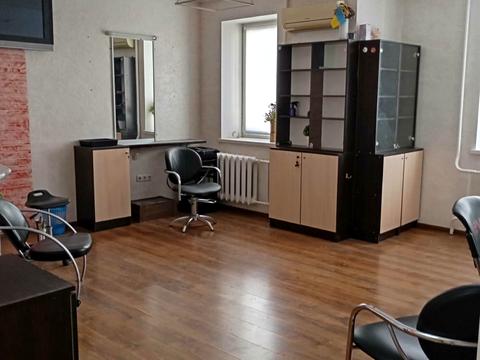 комерційна за адресою Академіка Заболотного вул., 66
