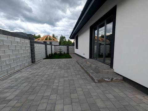 дом по адресу Успішна, 35