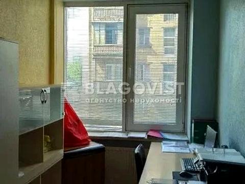 коммерческая по адресу Почайнинская ул., 70
