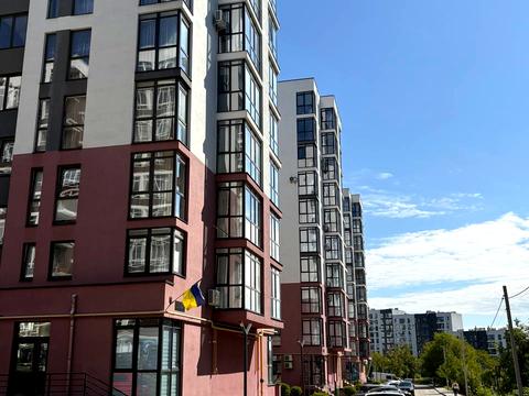 комерційна за адресою Малоголосківська вул., 44