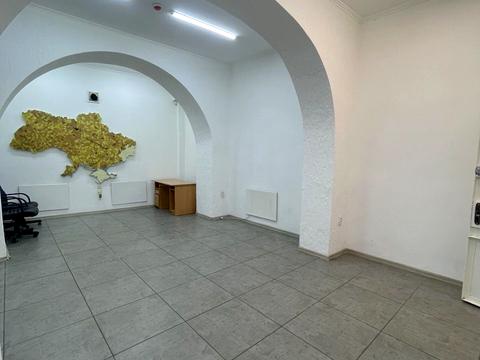 коммерческая по адресу Словацкого ул., 18
