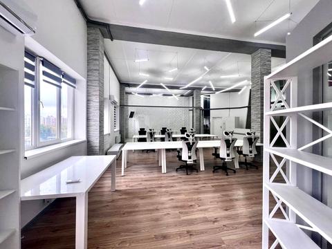 комерційна за адресою Сумська вул., 1