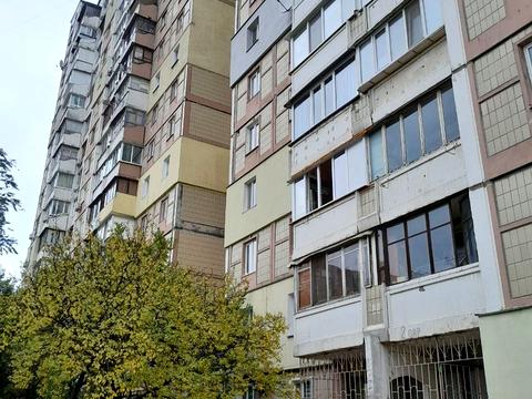 квартира за адресою Академіка Єфремова вул. (Командарма Уборевича), 9
