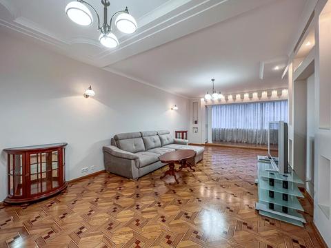 квартира за адресою Олександра Кониського вул., 45-49