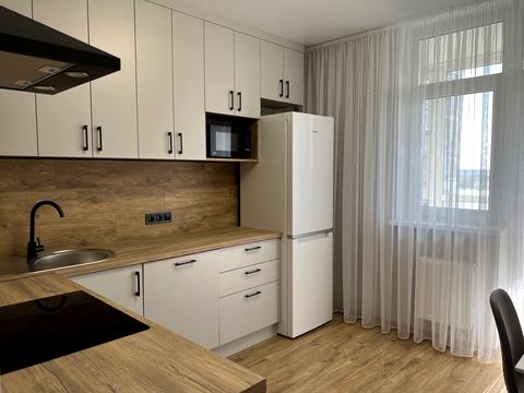 квартира за адресою Ревуцького вул., 39