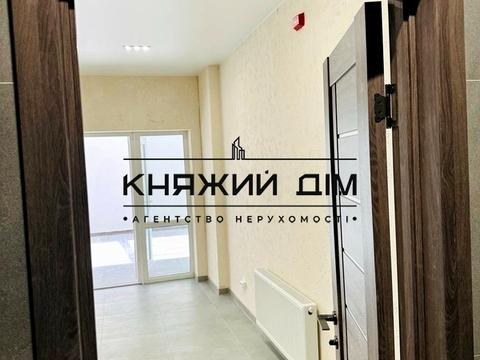 комерційна за адресою Михайла Максимовича вул. (Онуфрія Трутенка), 24