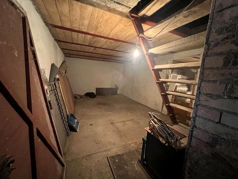 комерційна за адресою Світла вул., 6б
