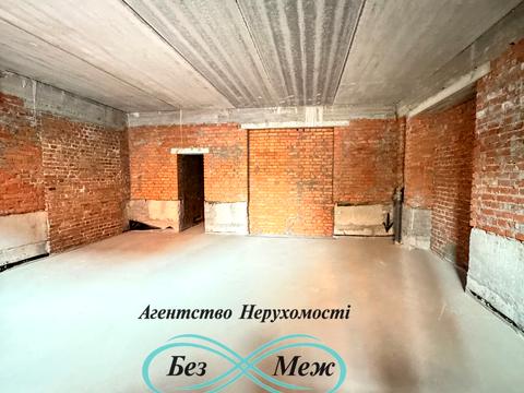 комерційна за адресою Щаслива вул., 11