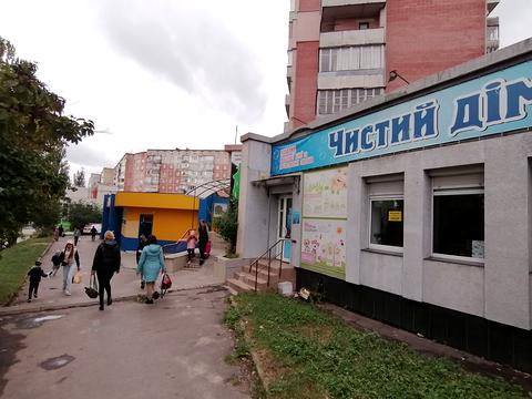 коммерческая по адресу Романа Шухевича ул., 12