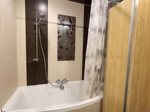 квартира за адресою Анни Ахматової вул., 35