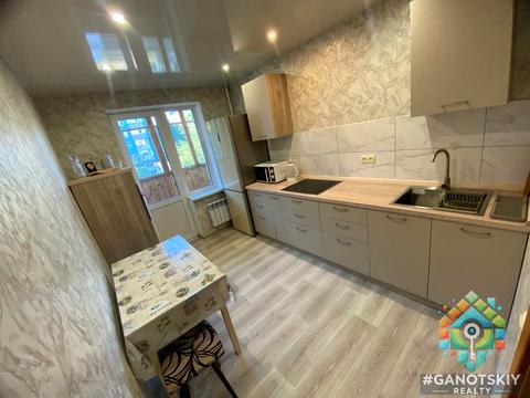 квартира за адресою Алана Шепарда вул. (Суворова), 9