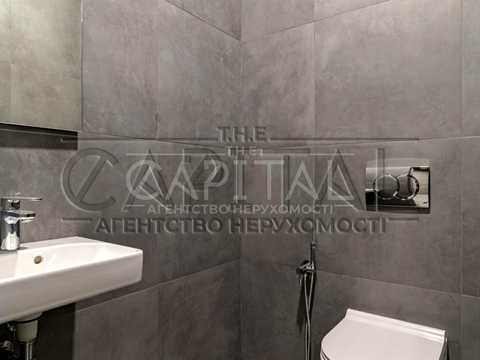 коммерческая по адресу Антоновича ул. (Горького), 7
