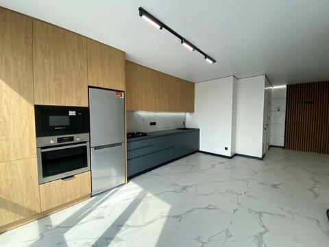 квартира за адресою Степана Бандери вул., 77-Б
