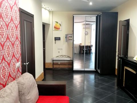 квартира за адресою Митрополита Андрея Шептицького вул. (Анатолія Луначарського), 10