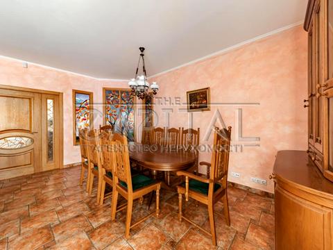 квартира за адресою Назарівська вул. (Вєтрова), 7
