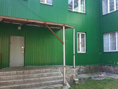комерційна за адресою Світла вул., 11а