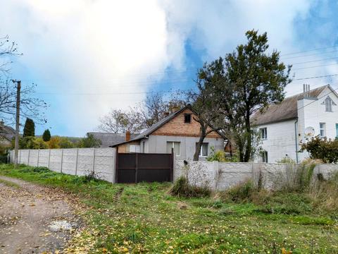 будинок за адресою Комарівка, 28