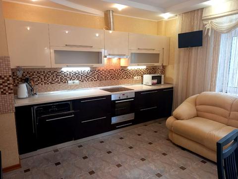 квартира за адресою Анни Ахматової вул., 22