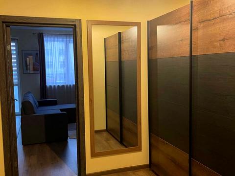 квартира за адресою Сім'ї Кульженків вул. (Петра Дегтяренка), 37