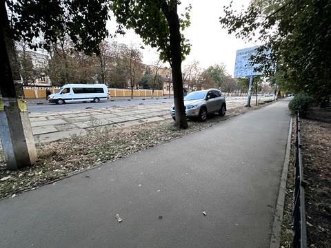 комерційна за адресою Дегтярівська, 26