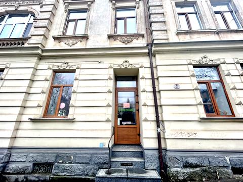 комерційна за адресою Стрийська вул., 5