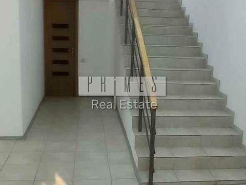 комерційна за адресою Старокиївська вул., 5