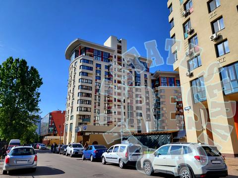 паркомісце за адресою Юлії Здановської вул. (Ломоносова), 71-Б