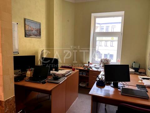 коммерческая по адресу Малая Житомирская ул., 18