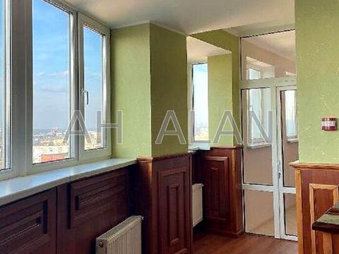 коммерческая по адресу Павла Тычины просп., 18-Б