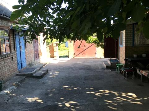 дом по адресу Центральна