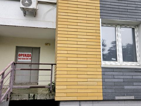 коммерческая по адресу Николая Винграновского ул., 2
