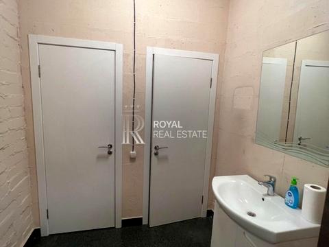 комерційна за адресою Залізничне шосе, 2а