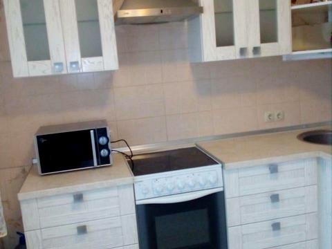 квартира по адресу Ревуцкого ул., 4