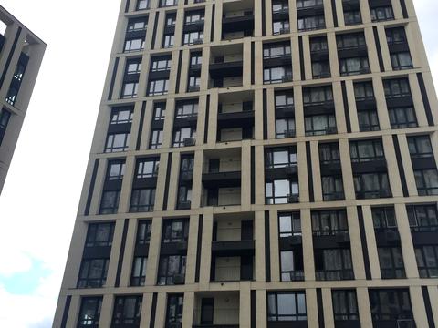 квартира за адресою Зарічна вул., 4