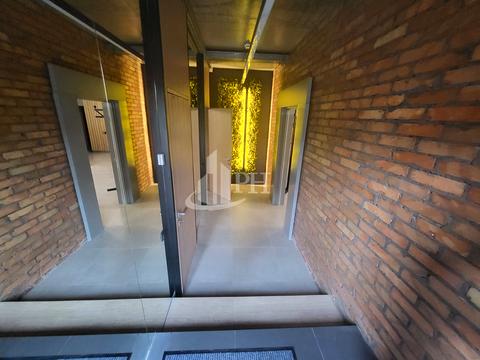 комерційна за адресою Гоголівська вул., 14