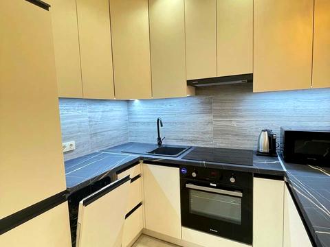 квартира по адресу Любомира Гузара просп. (Космонавта Комарова), 11