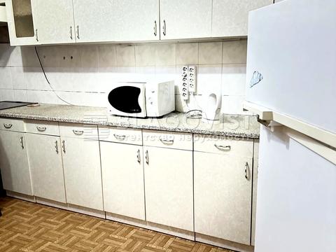 квартира за адресою Драгоманова вул., 14