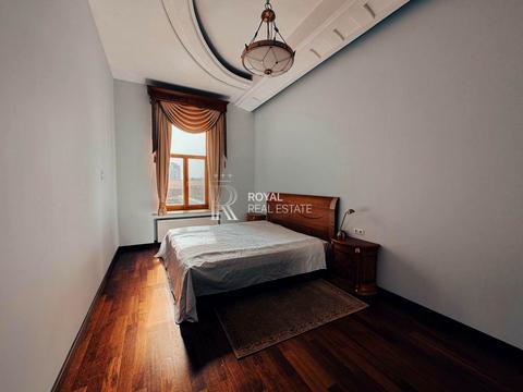 квартира за адресою Бульварно-Кудрявська вул. (Воровського), 19