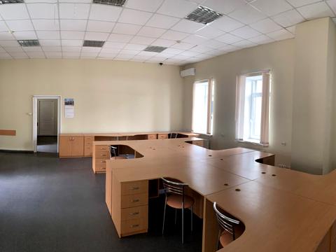 комерційна за адресою Нетіченська вул., 25