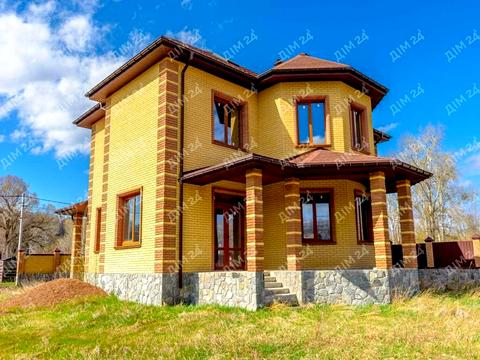 будинок за адресою Центральна, 1
