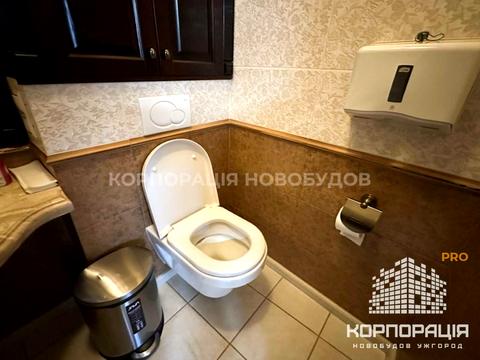 комерційна за адресою Жупанатська, 1