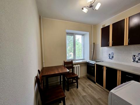 квартира по адресу Строителей ул., 8