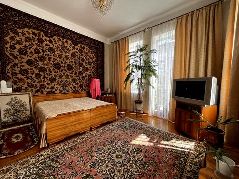 квартира за адресою Богдана Лепкого вул., 10
