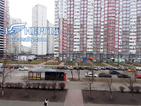 квартира по адресу Драгоманова ул., 1-Г