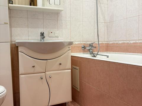 квартира по адресу Киев, Анны Ахматовой ул., 35