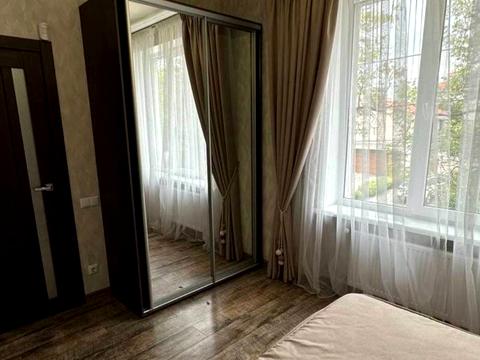 будинок за адресою Одеса, Китобійна вул.