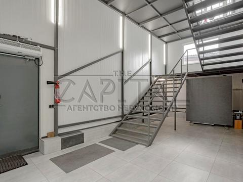 комерційна за адресою Куренівська вул., 21