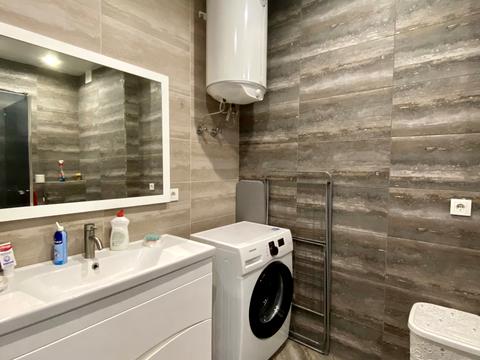 квартира за адресою Курсанта Єськова вул., 14-Б